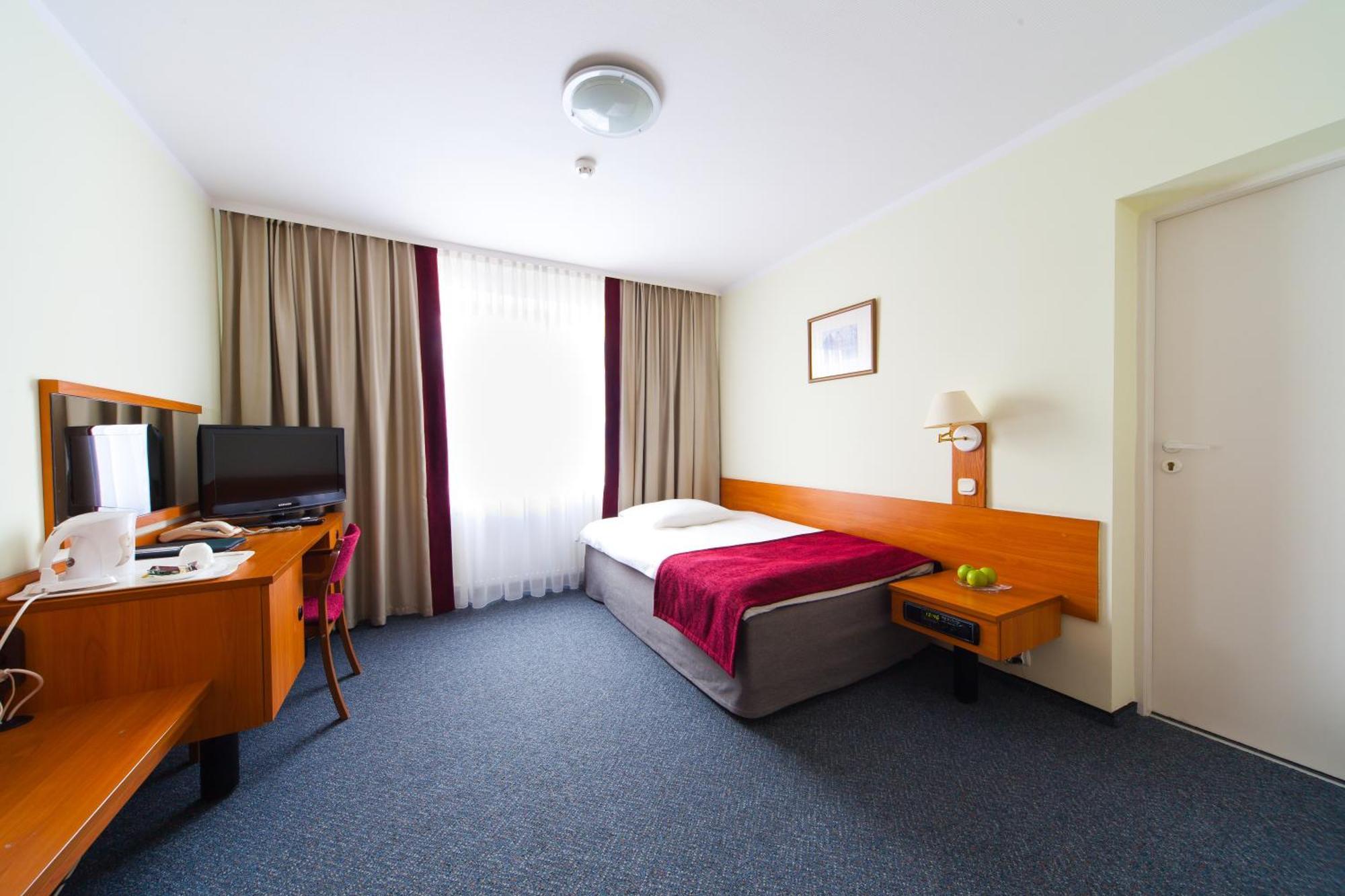 Hotel Ior Πόζναν Εξωτερικό φωτογραφία