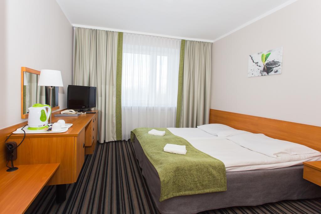 Hotel Ior Πόζναν Εξωτερικό φωτογραφία